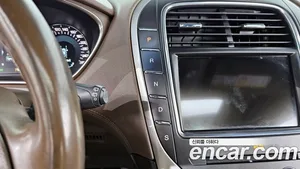 Lincoln MKX, 2018 — миниатюра 9
