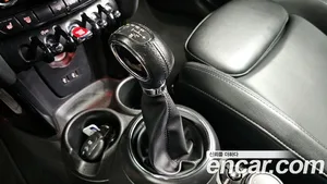 Mini Cooper Convertible, 2019 — миниатюра 9