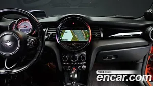 Mini Cooper Convertible, 2019 — миниатюра 14
