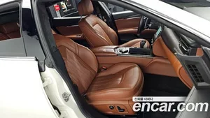 Maserati Quattroporte, 2017 — миниатюра 10