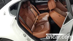 Maserati Quattroporte, 2017 — миниатюра 12