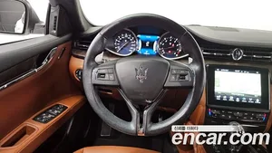 Maserati Quattroporte, 2017 — миниатюра 13