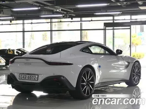 Astonmartin Vantage, 2019 — миниатюра 3