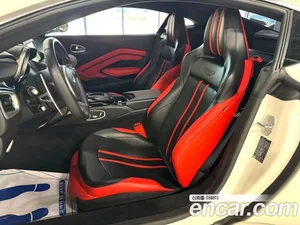 Astonmartin Vantage, 2019 — миниатюра 7