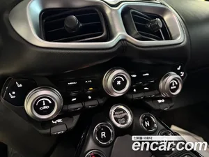 Astonmartin Vantage, 2019 — миниатюра 9