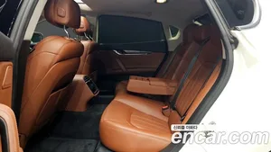 Maserati Quattroporte, 2016 — миниатюра 12