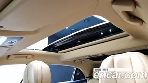 Bentley Flying Spur, 2021 — миниатюра 18