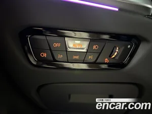 BMW M4, 2023 — миниатюра 13