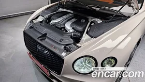 Bentley Continental, 2022 — миниатюра 6