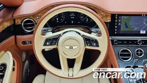 Bentley Continental, 2022 — миниатюра 12