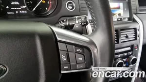 Land Rover Discovery Sport, 2017 — миниатюра 17