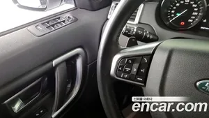 Land Rover Discovery Sport, 2017 — миниатюра 18