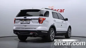 Ford Explorer, 2018 — миниатюра 2