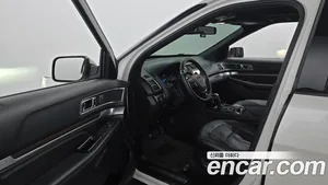 Ford Explorer, 2018 — миниатюра 10