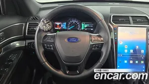Ford Explorer, 2018 — миниатюра 13