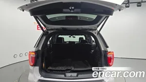 Ford Explorer, 2018 — миниатюра 20