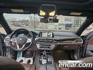 BMW 7-Series, 2017 — миниатюра 10