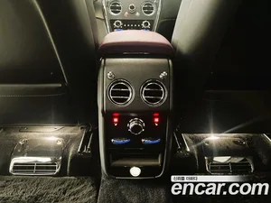 Rolls-Royce Cullinan, 2023 — миниатюра 16