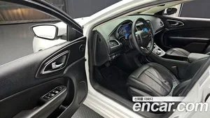 Chrysler 200, 2015 — миниатюра 11