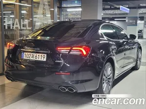 Maserati Ghibli, 2022 — миниатюра 4