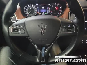 Maserati Ghibli, 2022 — миниатюра 13