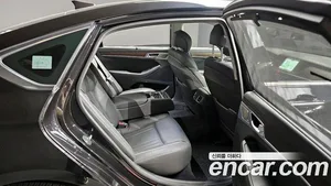 Genesis G80, 2018 — миниатюра 12