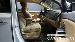 Kia Carnival, 2015 — миниатюра 10