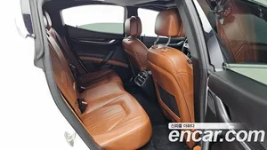 Maserati Ghibli, 2015 — миниатюра 12
