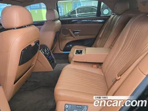 Bentley Flying Spur, 2018 — миниатюра 5