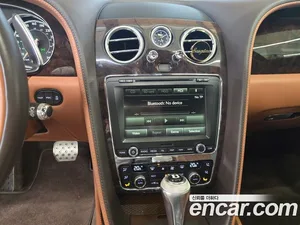 Bentley Flying Spur, 2018 — миниатюра 12