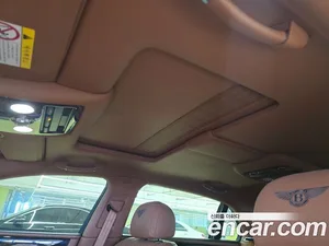 Bentley Flying Spur, 2018 — миниатюра 14