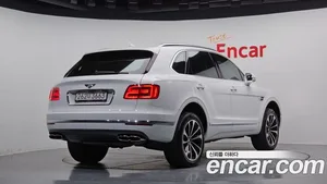 Bentley Bentayga, 2019 — миниатюра 2