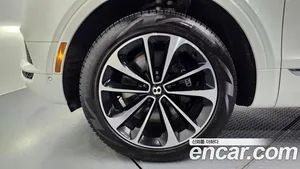 Bentley Bentayga, 2019 — миниатюра 5