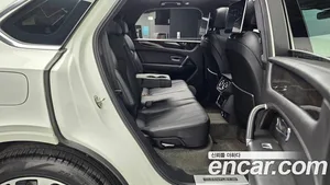 Bentley Bentayga, 2019 — миниатюра 12