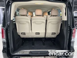 Mercedes-Benz V-Class, 2025 — миниатюра 17