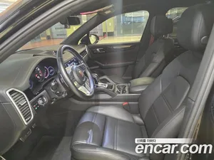 Porsche Cayenne, 2020 — миниатюра 9