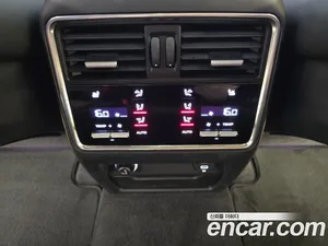 Porsche Cayenne, 2020 — миниатюра 18
