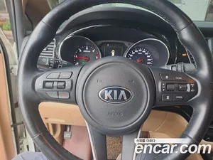 Kia Carnival, 2017 — миниатюра 9
