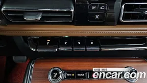 Lincoln Aviator, 2023 — миниатюра 9