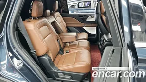 Lincoln Aviator, 2023 — миниатюра 12