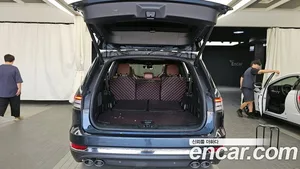 Lincoln Aviator, 2023 — миниатюра 20