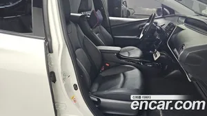 Toyota Prius, 2017 — миниатюра 10