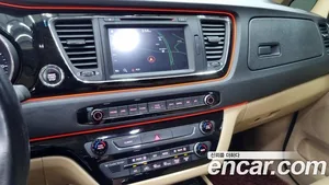 Kia Carnival, 2015 — миниатюра 13