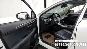 Lexus NX, 2016 — миниатюра 10