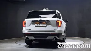 Ford Explorer, 2020 — миниатюра 4