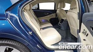 Bentley Flying Spur, 2024 — миниатюра 12