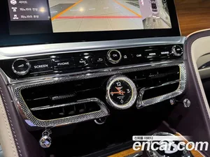 Bentley Flying Spur, 2021 — миниатюра 11