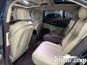 Bentley Flying Spur, 2021 — миниатюра 13