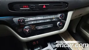 Kia Carnival, 2015 — миниатюра 19