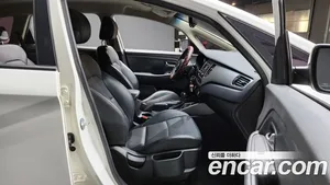 Kia Carens, 2015 — миниатюра 10